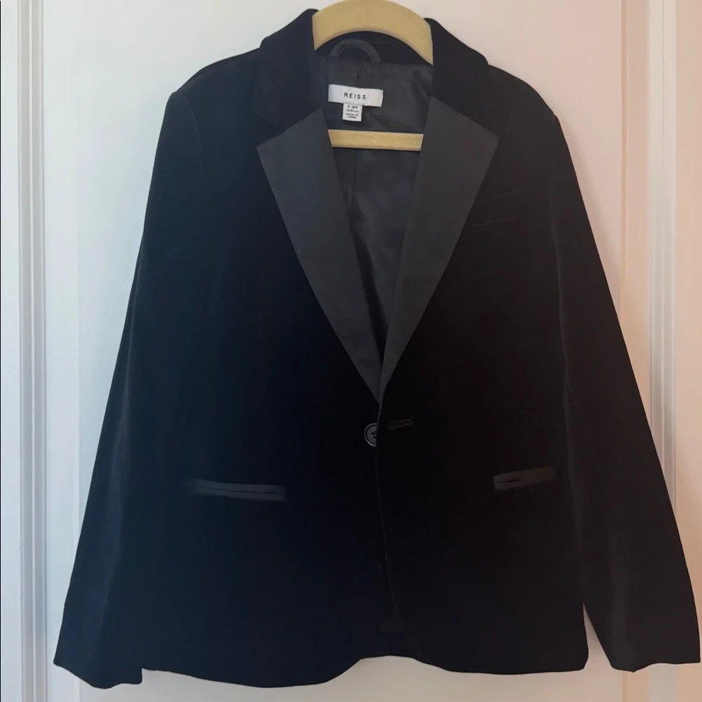 Kids Velvet Tuxedo Blazer in Black (7/8) - Picture 5 of 9